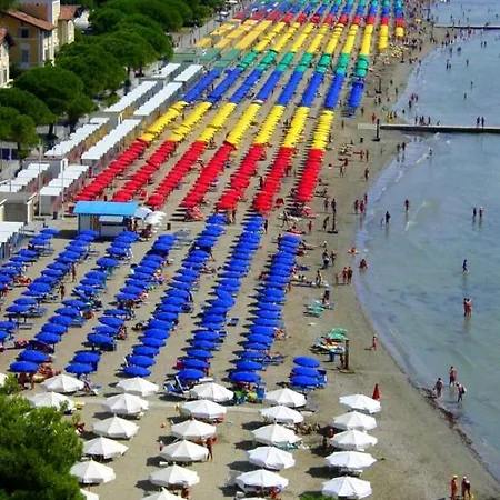 Lägenhet Appartamento Riva Foscolo *