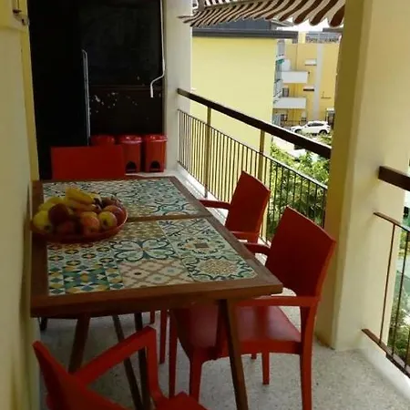 Appartamento Riva Foscolo